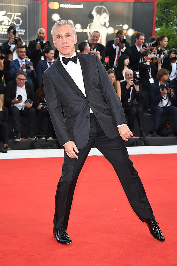 Звезды на красной дорожке Венецианского кинофестиваля (ФОТО)