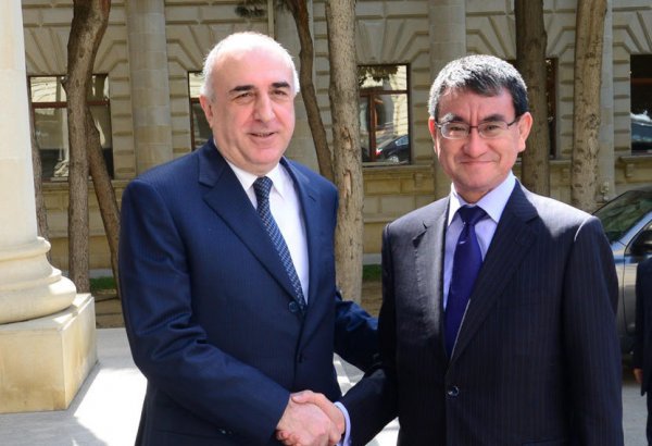 В Баку проходит встреча глав МИД Азербайджана и Японии (ФОТО)