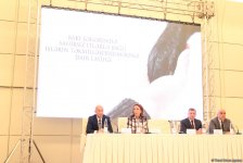 При поддержке Фонда Гейдара Алиева началась реализация проекта по усовершенствованию работы с бездомными собаками (ФОТО)