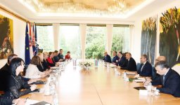 Состоялась встреча президентов Азербайджана и Хорватии в расширенном составе (ФОТО)