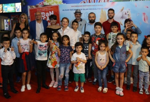 В Баку пытались поймать летающего кота (ВИДЕО, ФОТО)