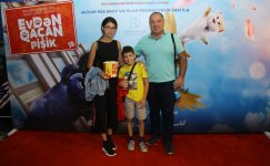 В Баку пытались поймать летающего кота (ВИДЕО, ФОТО)