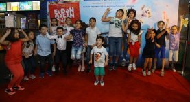 В Баку пытались поймать летающего кота (ВИДЕО, ФОТО)