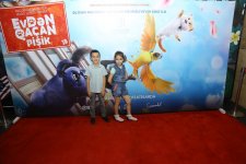 В Баку пытались поймать летающего кота (ВИДЕО, ФОТО)