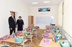 Президент Ильхам Алиев ознакомился с условиями в полной средней школе номер 187 в Сабунчинском районе Баку (ФОТО)