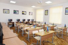 Президент Ильхам Алиев ознакомился с условиями в полной средней школе номер 187 в Сабунчинском районе Баку (ФОТО)