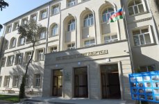 Президент Ильхам Алиев ознакомился с условиями после капремонта в полной средней школе номер 192 в поселке Забрат (ФОТО)