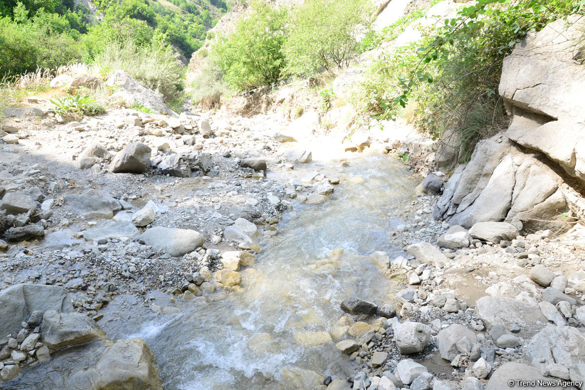 Путешествие в удивительный Лахыдж – от шапки Мономаха до Великого шелкового пути (ФОТО)