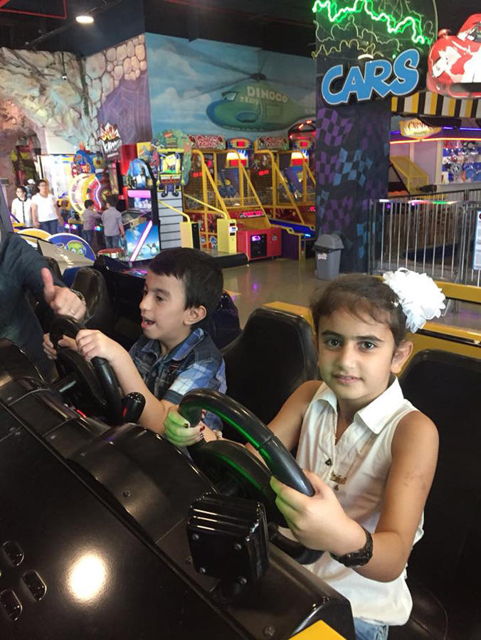 Дети готовятся ко Дню знаний в Азербайджане (ФОТО)