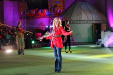 Коллекция Гюльнары Халиловой "Туран" вызвала большой интерес на Всемирных играх кочевников (ВИДЕО,ФОТО)