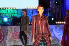 Коллекция Гюльнары Халиловой "Туран" вызвала большой интерес на Всемирных играх кочевников (ВИДЕО,ФОТО)