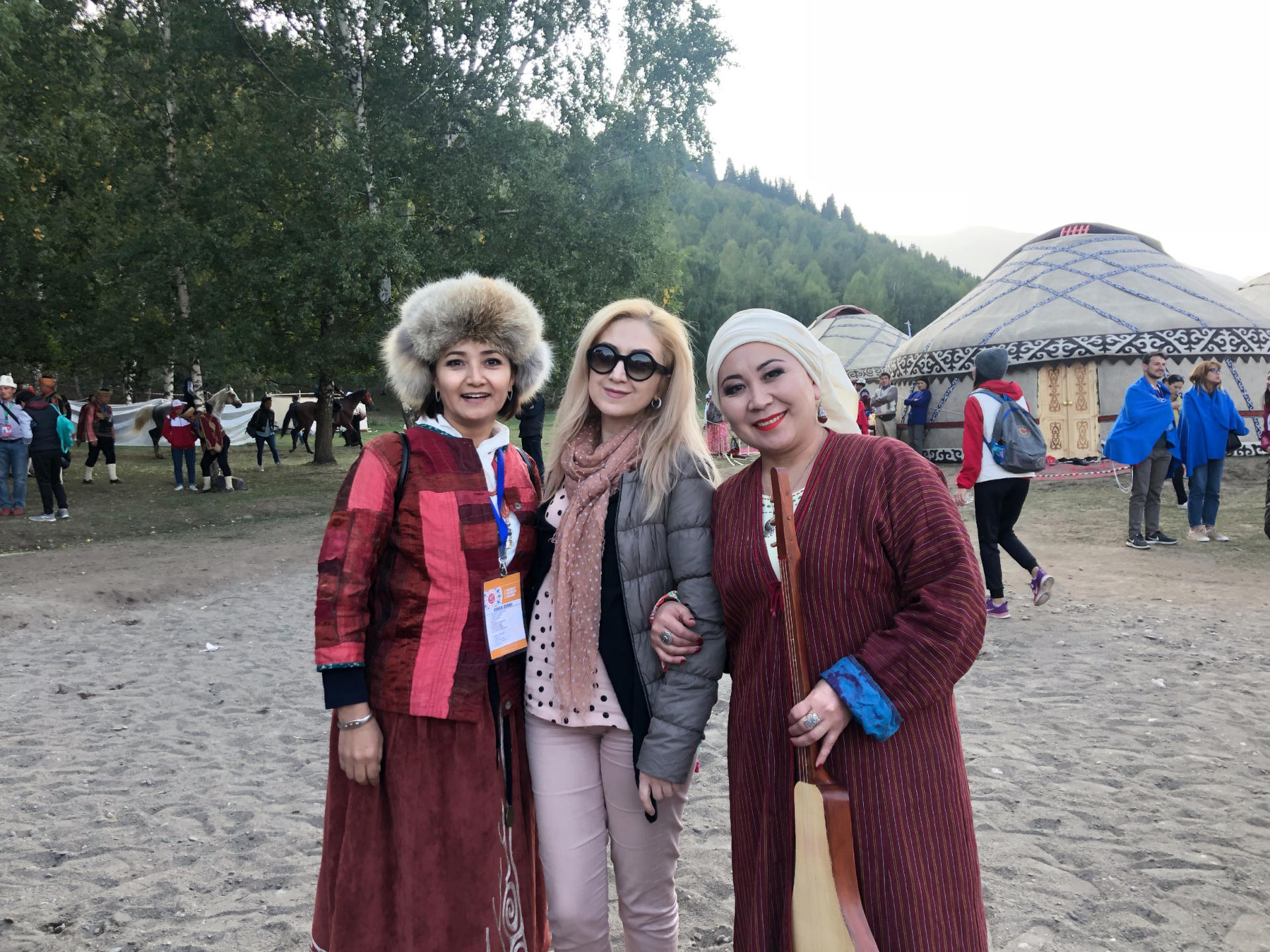 Коллекция Гюльнары Халиловой "Туран" вызвала большой интерес на Всемирных играх кочевников (ВИДЕО,ФОТО)