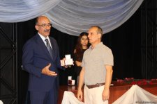 В Баку состоялось награждение театральных деятелей (ФОТО)