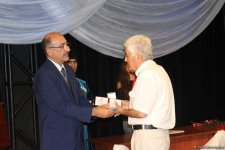 В Баку состоялось награждение театральных деятелей (ФОТО)