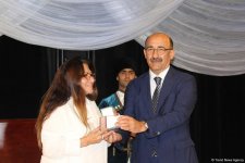 В Баку состоялось награждение театральных деятелей (ФОТО)