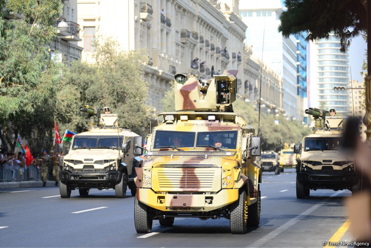 Парад, посвященный 100-летию освобождения Баку (ФОТОСЕССИЯ)