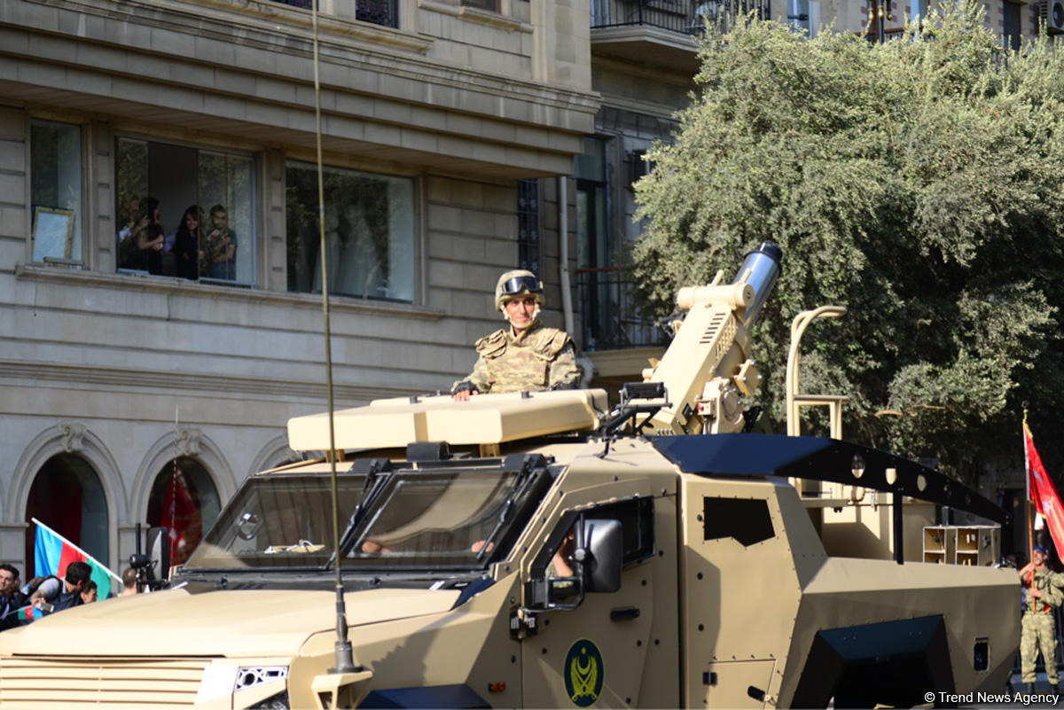 Парад, посвященный 100-летию освобождения Баку (ФОТОСЕССИЯ)