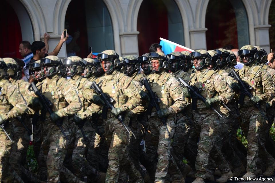 Парад, посвященный 100-летию освобождения Баку (ФОТОСЕССИЯ)