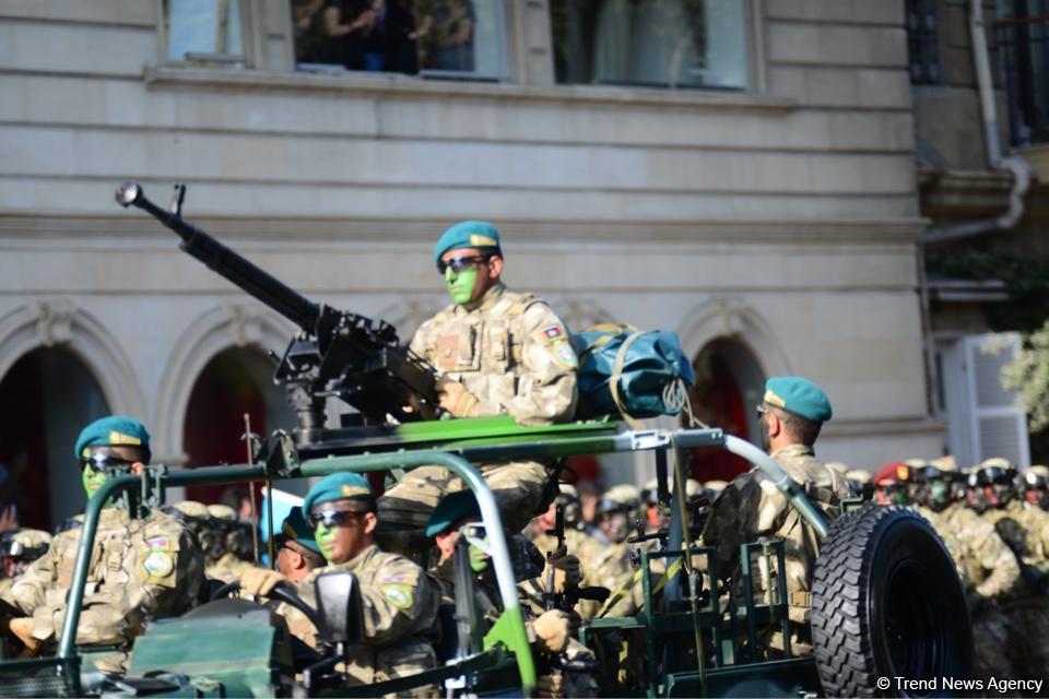 Парад, посвященный 100-летию освобождения Баку (ФОТОСЕССИЯ)