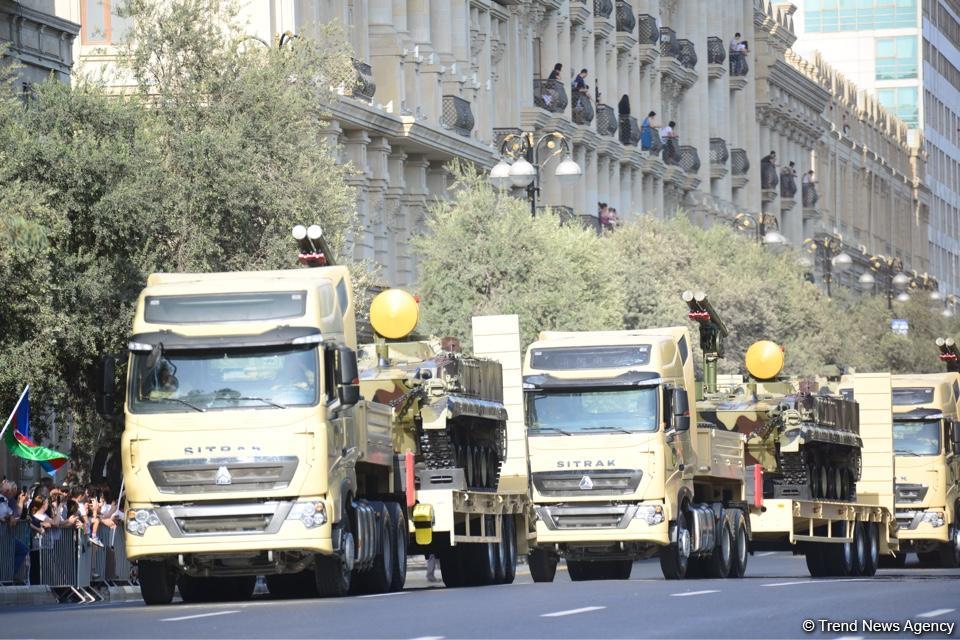 Парад, посвященный 100-летию освобождения Баку (ФОТОСЕССИЯ)