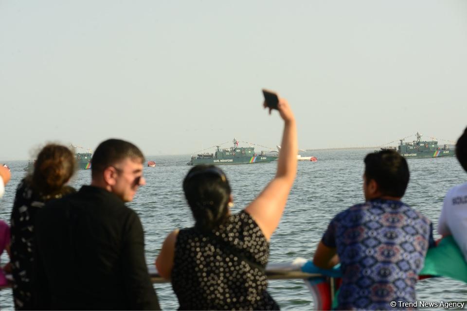 Парад, посвященный 100-летию освобождения Баку (ФОТОСЕССИЯ)