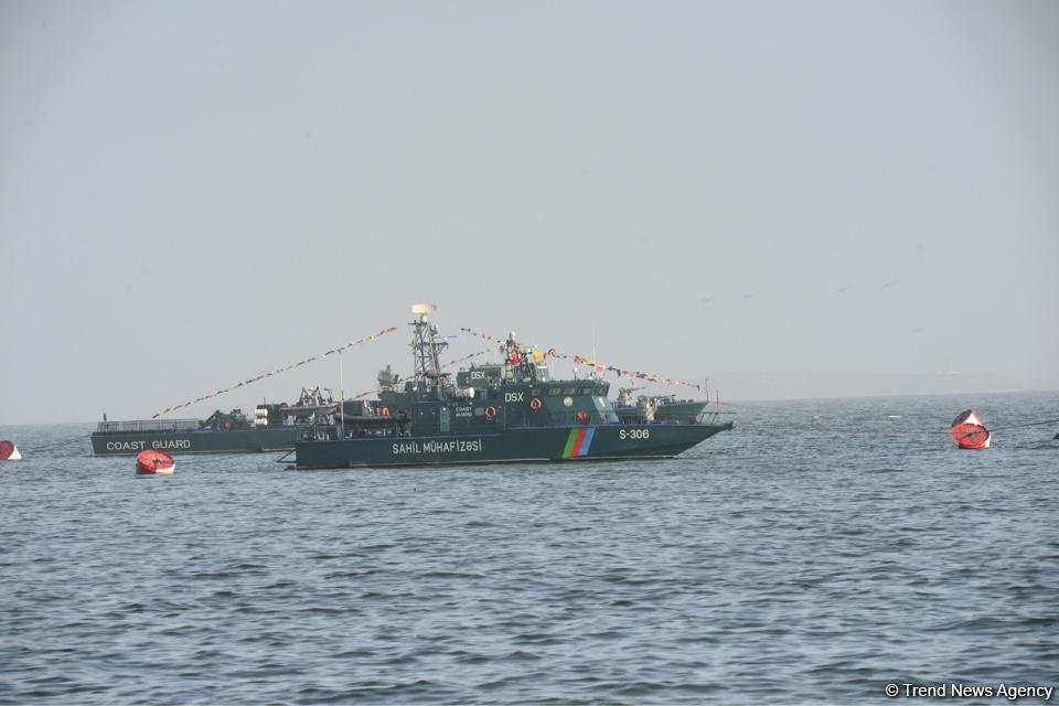 Парад, посвященный 100-летию освобождения Баку (ФОТОСЕССИЯ)