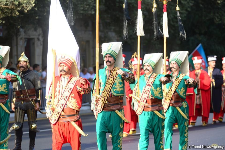 Парад, посвященный 100-летию освобождения Баку (ФОТОСЕССИЯ)