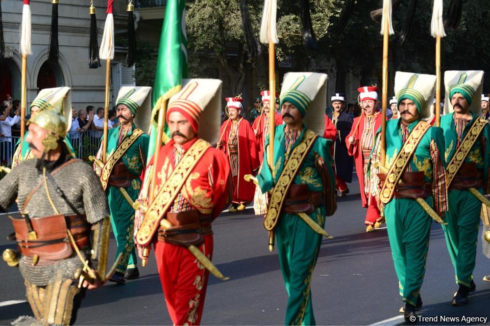 Парад, посвященный 100-летию освобождения Баку (ФОТОСЕССИЯ)