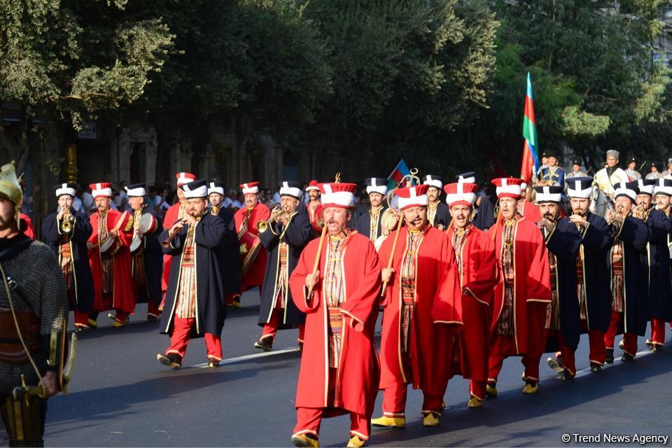 Парад, посвященный 100-летию освобождения Баку (ФОТОСЕССИЯ)