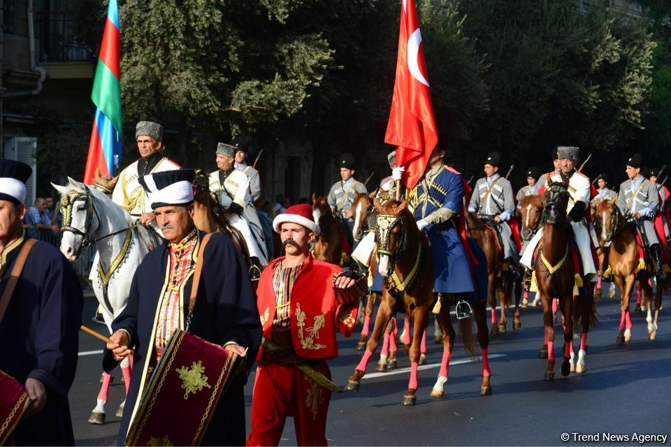 Парад, посвященный 100-летию освобождения Баку (ФОТОСЕССИЯ)