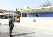 Президент Ильхам Алиев и Первая леди Мехрибан Алиева приняли участие в церемонии принятия присяги молодыми солдатами Службы государственной безопасности Азербайджана (ФОТО)