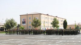 Президент Ильхам Алиев и Первая леди Мехрибан Алиева приняли участие в церемонии принятия присяги молодыми солдатами Службы государственной безопасности Азербайджана (ФОТО)