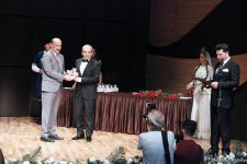 В Баку состоялась торжественная церемония награждения деятелей музыкальной культуры (ФОТО)