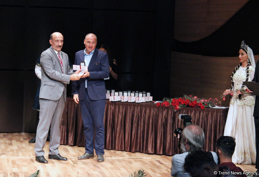 В Баку состоялась торжественная церемония награждения деятелей музыкальной культуры (ФОТО)