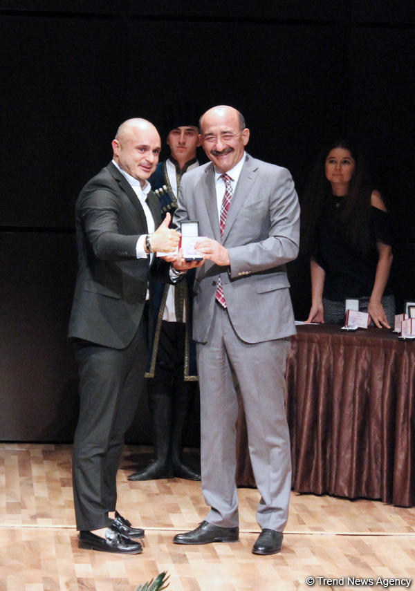 В Баку состоялась торжественная церемония награждения деятелей музыкальной культуры (ФОТО)