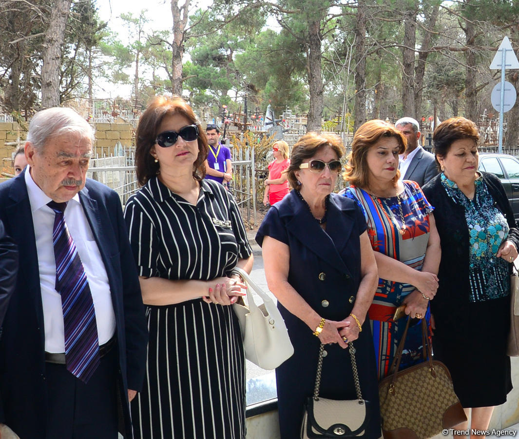 В Баку почтена память одного из видных ученых, подаренных Азербайджаном мировой науке - востоковеда Аиды Имангулиевой (ФОТО)