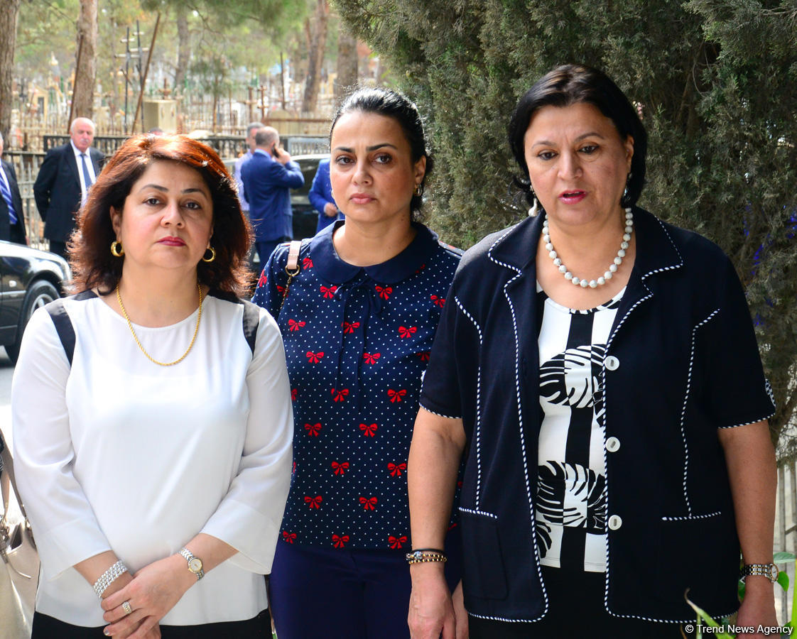 В Баку почтена память одного из видных ученых, подаренных Азербайджаном мировой науке - востоковеда Аиды Имангулиевой (ФОТО)