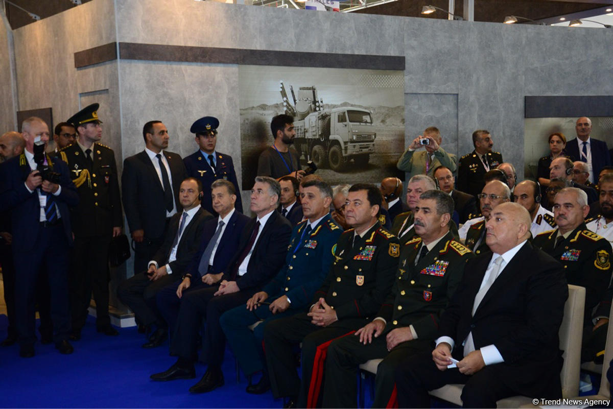 В Бакинском Экспоцентре открылась Азербайджанская международная оборонная выставка ADEX-2 (ФОТО)