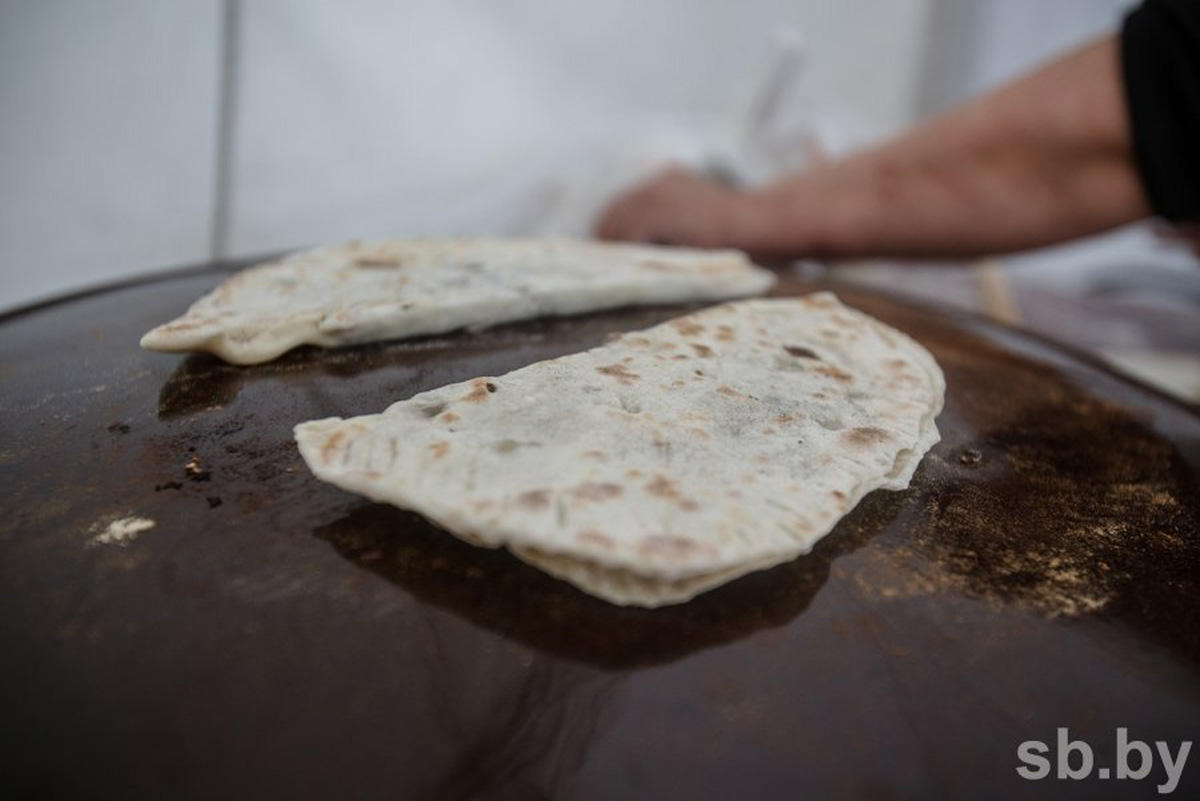 Бакинский бульвар в Минске – феерия азербайджанских блюд, танцев и музыки (ВИДЕО, ФОТО)