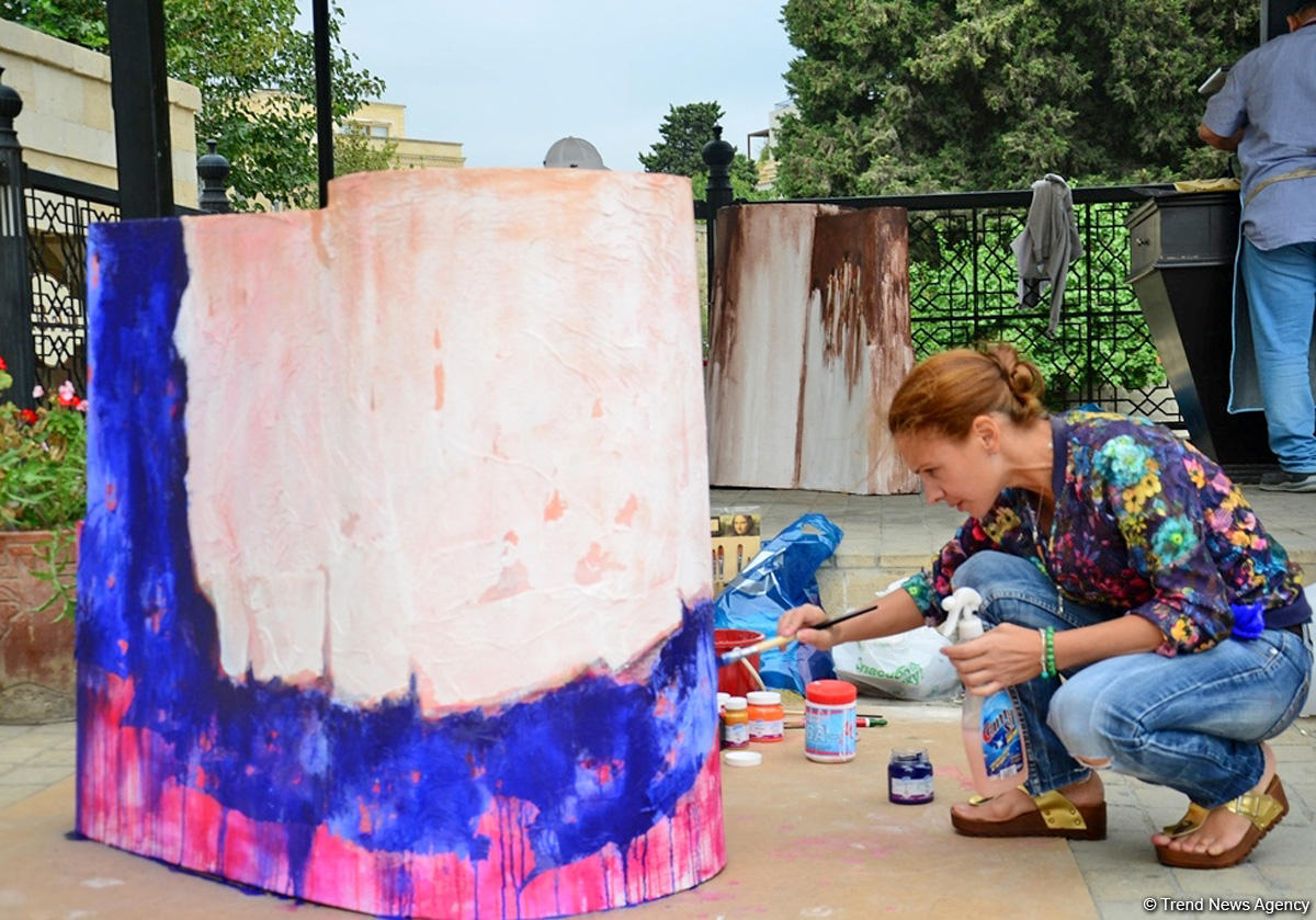 В рамках Фестиваля Насими стартовал фестиваль "Девичья башня" (ФОТО)