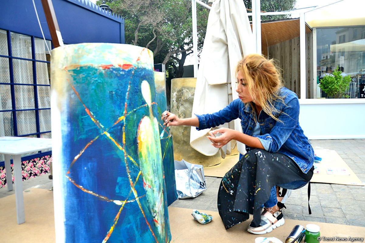 В рамках Фестиваля Насими стартовал фестиваль "Девичья башня" (ФОТО)