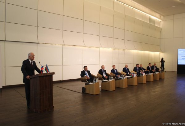 Азербайджан заинтересован в совместном с Россией производстве ж/д вагонов – министр