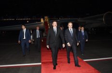 Президент Ильхам Алиев прибыл с визитом в Таджикистан (ФОТО)