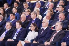 Президенты Ильхам Алиев и Владимир Путин приняли участие в официальной церемонии открытия IX Азербайджано-российского межрегионального форума в Баку (ФОТО)