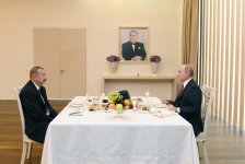 Президенты Ильхам Алиев и Владимир Путин провели встречу один на один (ФОТО)