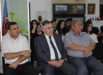 В Баку отметили юбилей Расула Гамзатова (ФОТО)