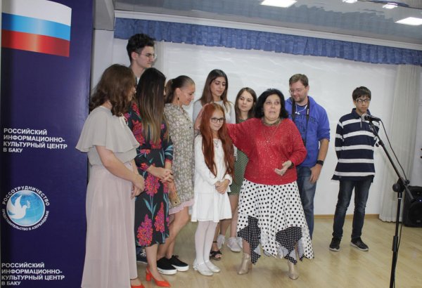 В Баку состоялась премьера фильма "Белые паруса Фикрии Мурадлы" (ФОТО)