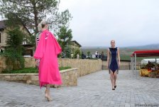 В рамках Фестиваля Насими в Шамахы прошло дефиле "Чувствительная мода" (ФОТО)
