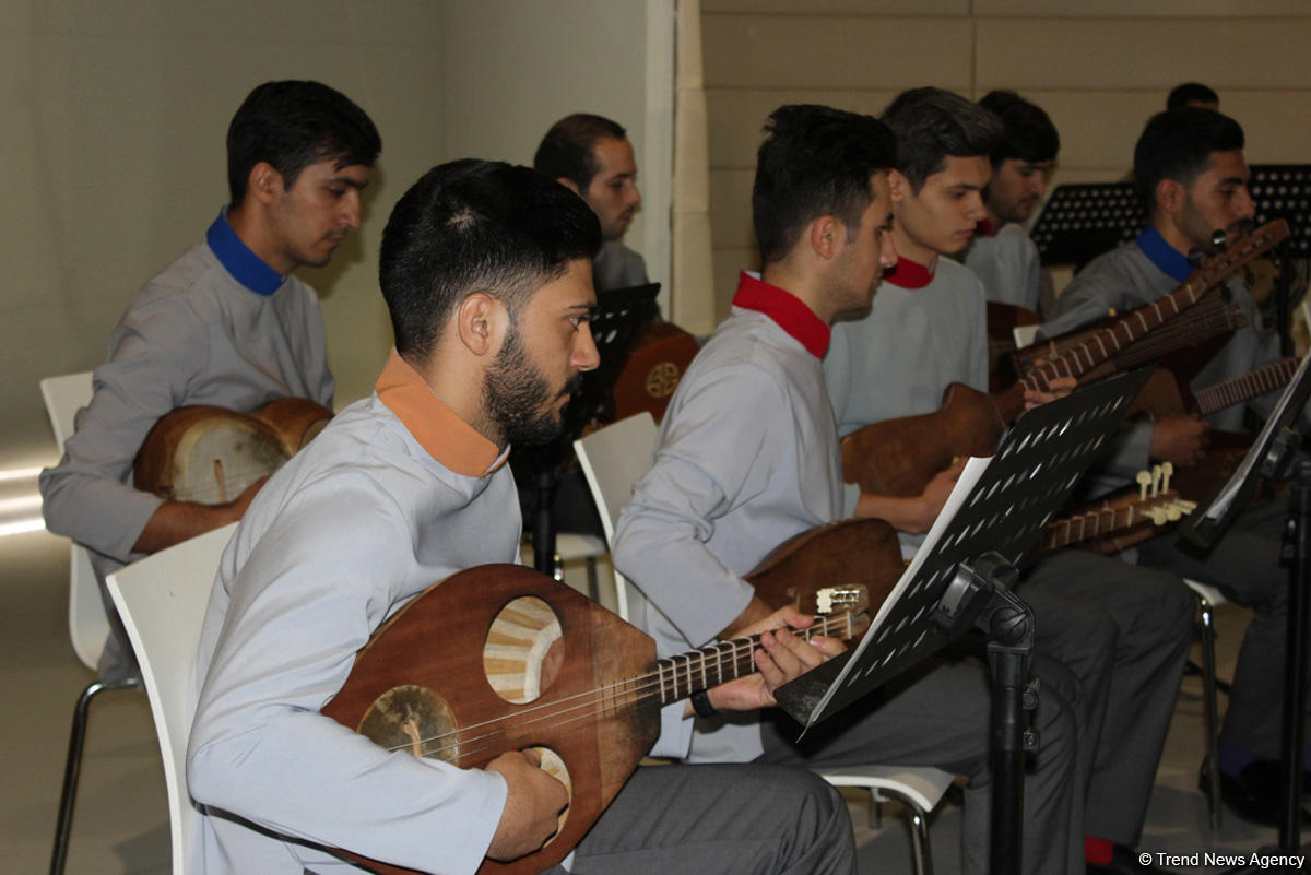 В рамках Фестиваля Насими в Азербайджанском музее ковра представлены древние ковры, возвращенные на родину (ФОТО)