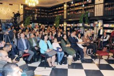 На вечере поэзии Насими состоялась презентация книг вице-президента Фонда Гейдара Алиева Лейлы Алиевой (ФОТО)